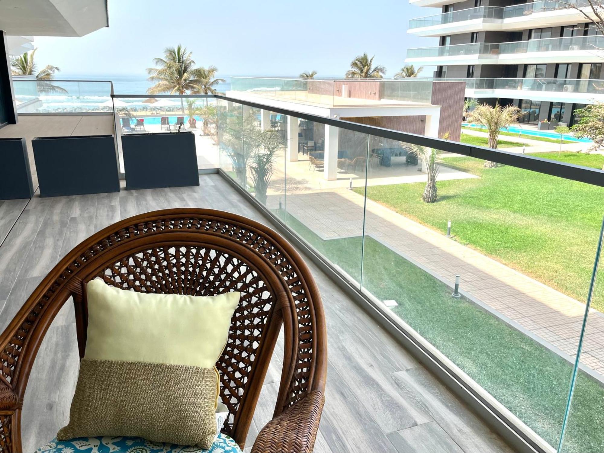 Kololi Sands Apartments Bagian luar foto